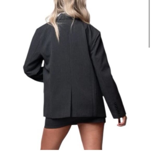 Moon River Gray Striped Blazer Medium Retails $168 - Picture 9 of 10